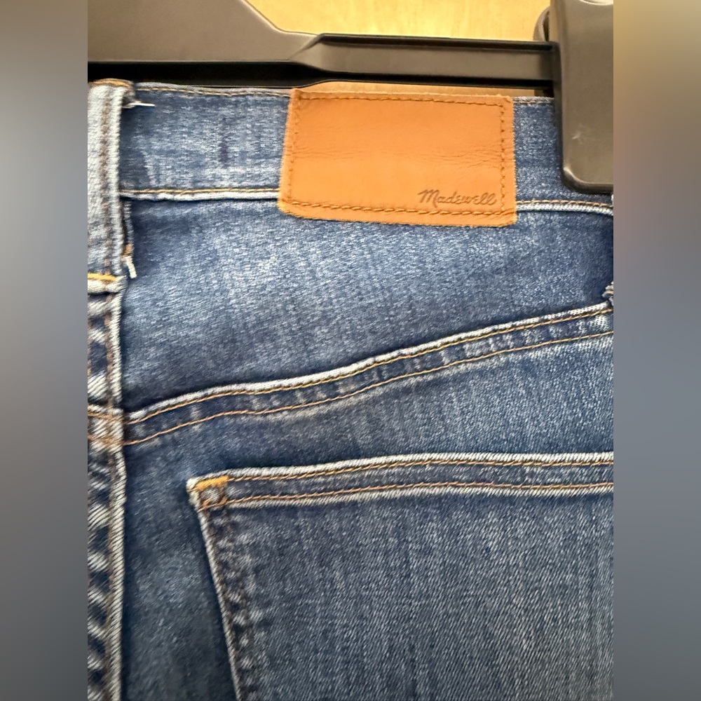 Madewell 10” High Rise Skinny Crop - Picture 14 of 16